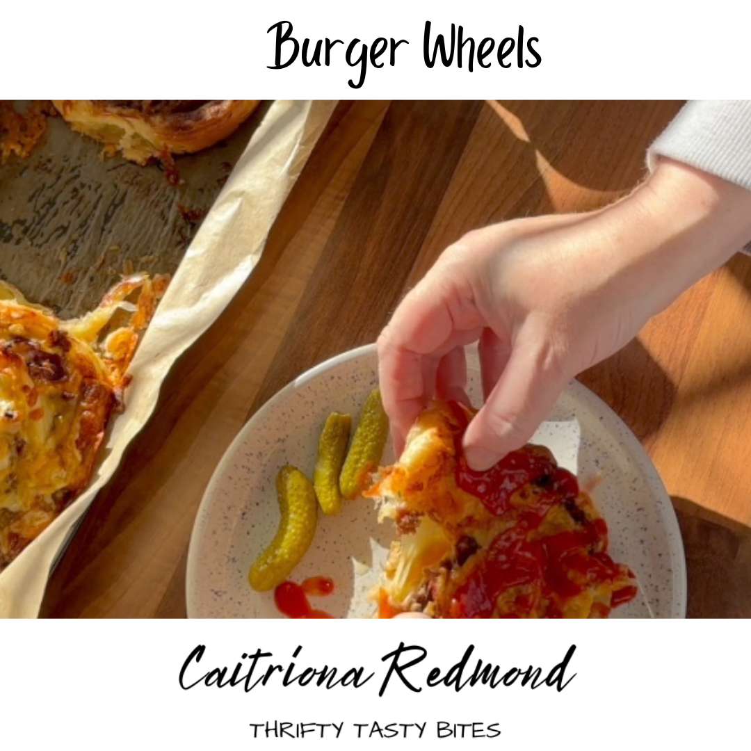 Burger wheels with puff pastry, beef and pepper